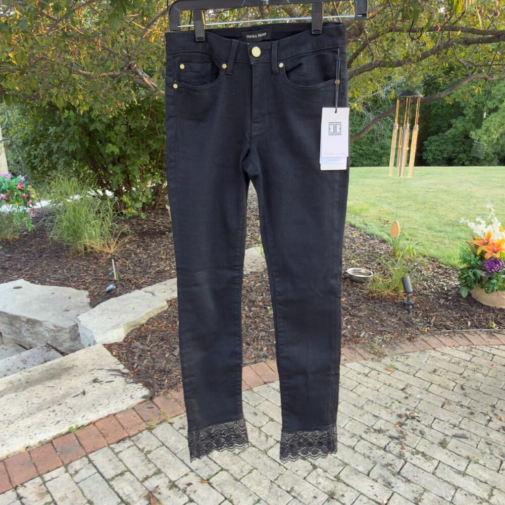NWT Ivanka Trump Black Skinny Jeans Lace Hem Women Sz. 4 Stretch MSRP $119 (183)